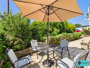 Patio- click for photo gallery